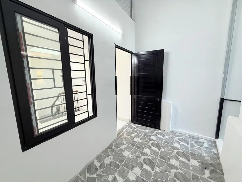 {rẻ nhất quận hai bà trưng}- bán nhà bạch đằng- ngõ thông- bãi gửi ô tô cạnh nhà- 30n- nhỉnh 4 tỷ