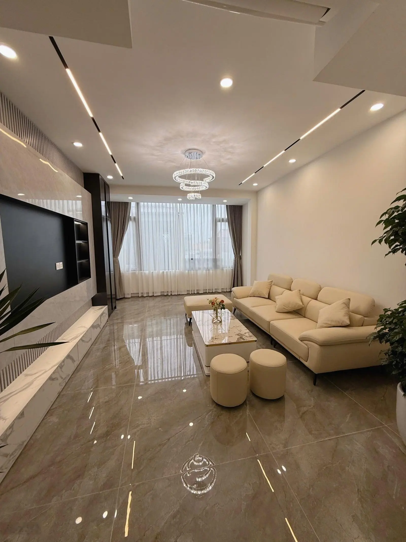 Mặt ngõ k/doanh thượng thanh 61m2 x 6t t/máy, mt 4m gara 2 oto 7 chỗ trong nhà chỉ 12 tỷ đẳng cấp