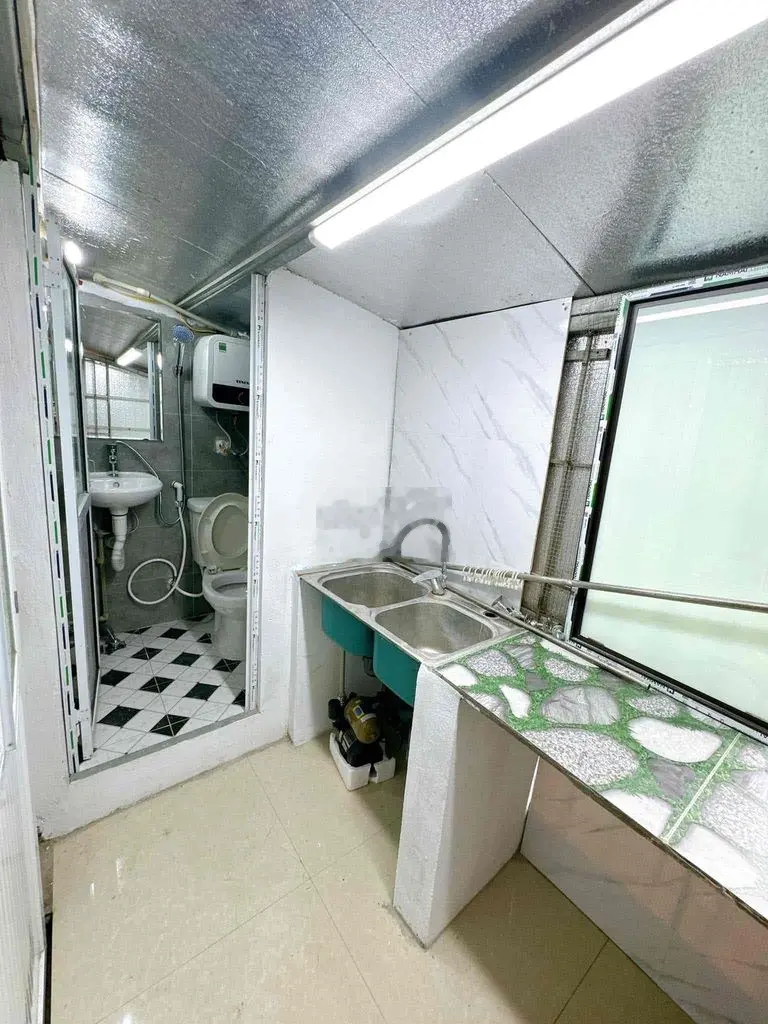 Tập thể tầng 2 ngọc khánh ba đình 120 m - 4 ngủ - 3 vs - nhà mới sổ đo