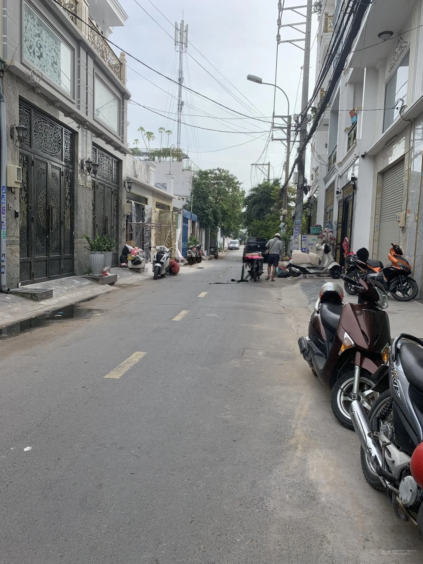 Bán nhà - hương lộ 2 - tương lai ra mặt tiền - hẻm nhựa xe tải - khu dân trí - cao tầng - 117.6m2 -