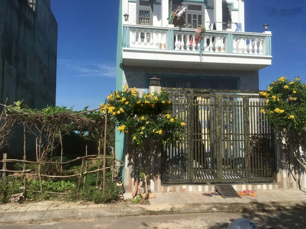 Cần bán gấp nền thổ cư 90m2 tại Phú Hưng, Bến Tre hỗ trợ GPXD, SHR, đầy đủ pháp lý