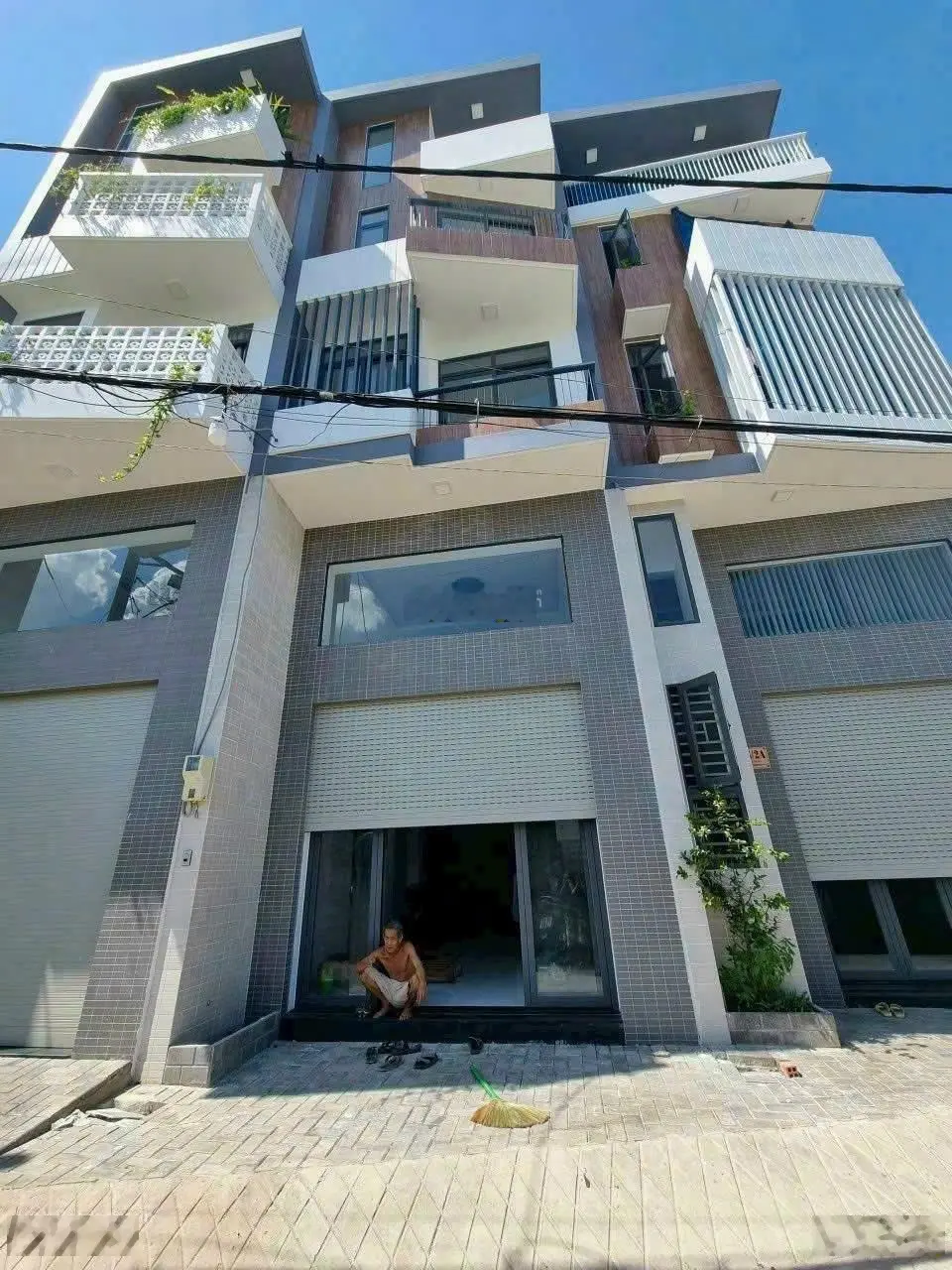 Bán nhà 1 xẹc Hà Huy Giáp,hẻm xe hơi. Quận 12