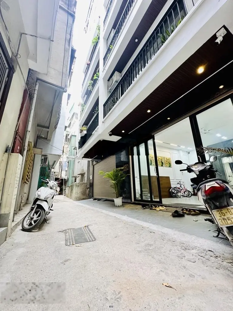 Bán nhà đẹp cầu thang máy fun nội thất ngọc lâm long biên hà nội 40m2