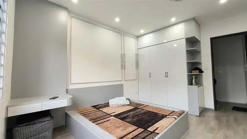 Chính chủ bán gấp nhà Phố Kim Ngưu gần Lò Đúc, giá 5,6 tỷ, 31m2, 4 tầng, 3 phòng ngủ,tặng nội thất
