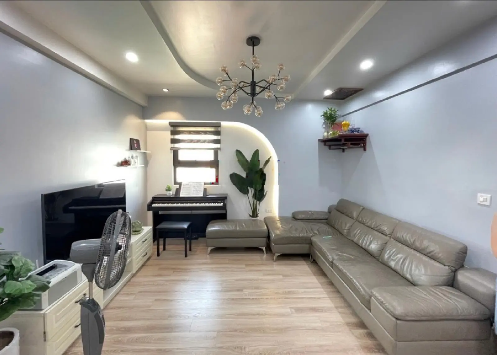 Quá hiếm, vị trí đắc địa - c2 nguyễn cơ thạch - 82m2*3pn - nội thất đẹp ở ngay - giá 4,8 tỷ