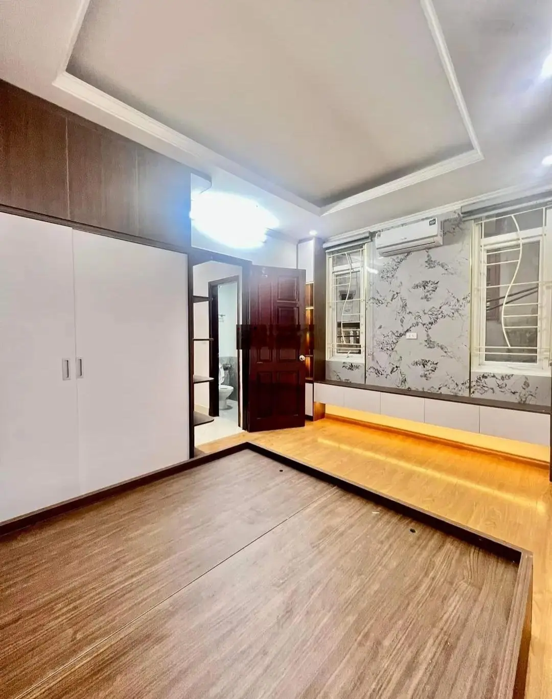 Bán nhà Minh Khai - Hòa Bình 7 - Hai Bà Trưng - ngõ thông - ba gác chạy 41m2 x 5 tầng giá 8.7 tỷ