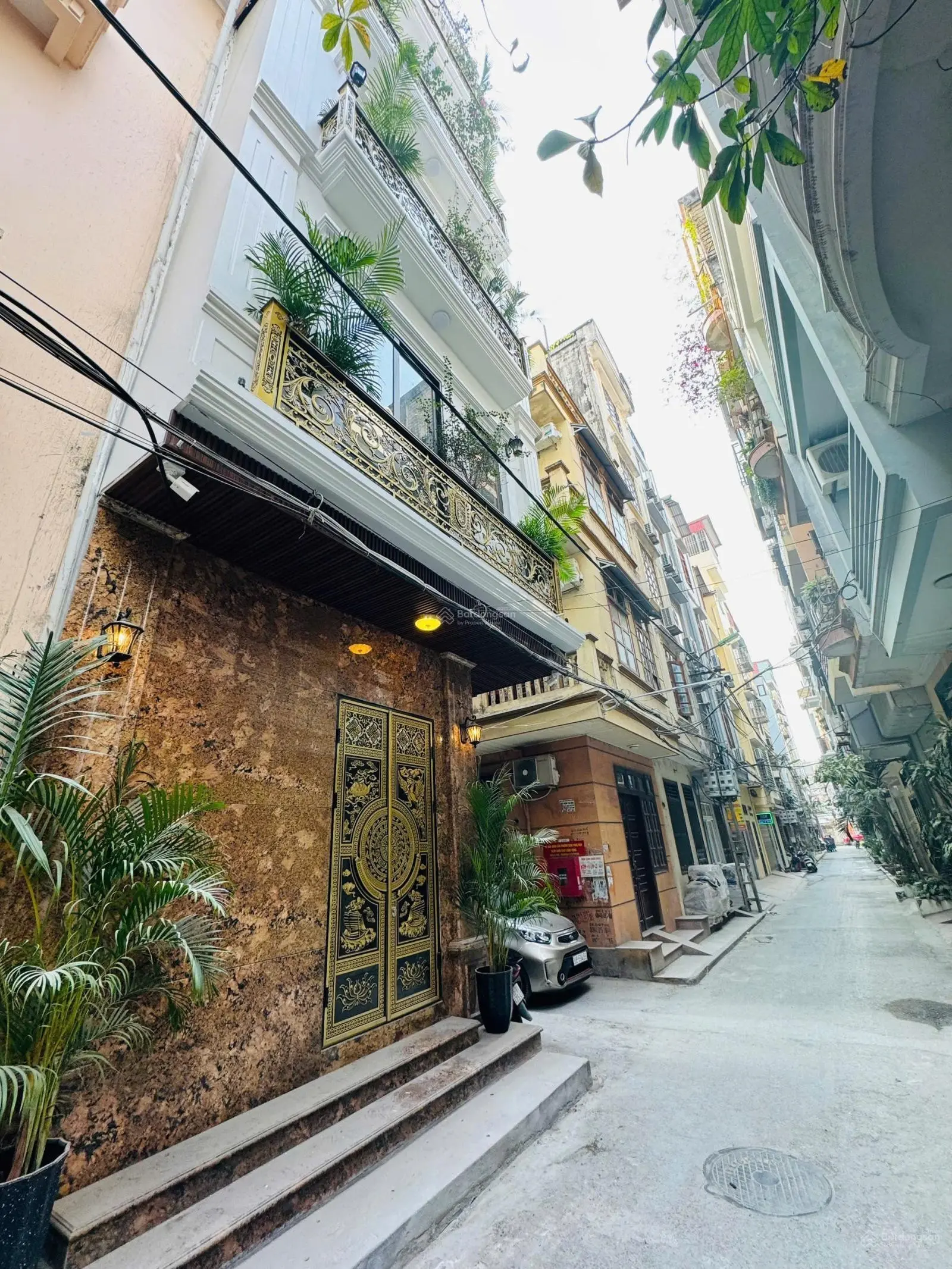 Siêu phẩm Trần Quốc Hoàn - Cầu Giấy