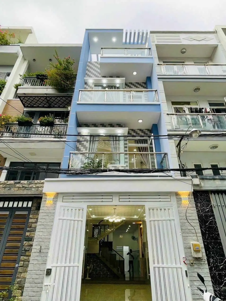 Bán nhà Nguyễn Hồng Đào - P14 - Tân Bình. DT 65,2m2 đang cho thuê 21 triệu. Gần UBND quận