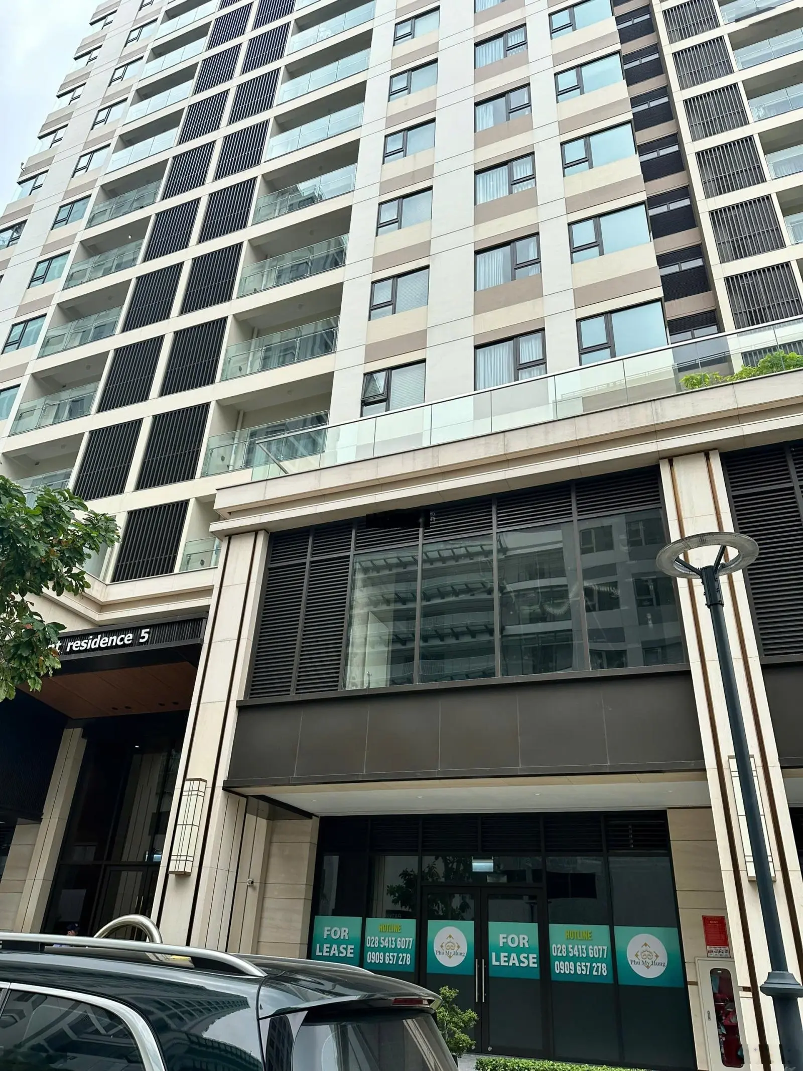 Phú Mỹ Hưng mở bán Shophouse vị trí Hồ Bán Nguyệt và căn hộ cao cấp mới 2025(((Có Video thực tế.)))