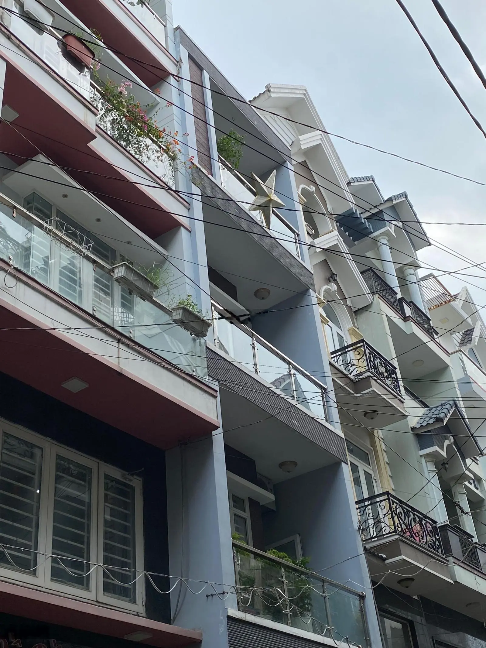 * Nhà HXH 5m thẳng trục Hoàng Bật Đạt P.15 Tân Bình giá 8.5 tỷ TL 4 tầng , 56m2