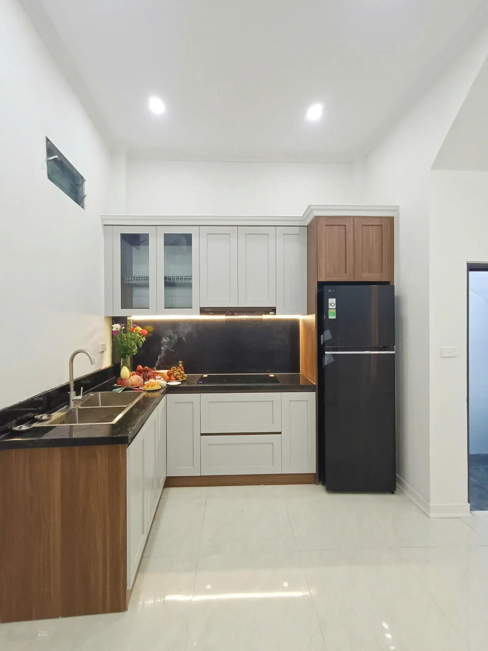 Bán nhà Phan Đình Giót 5 tầng, mt4.2m, ô tô đỗ cửa, dân xây kiên cố, full nội thất, 5 ngủ, 7.x tỷ