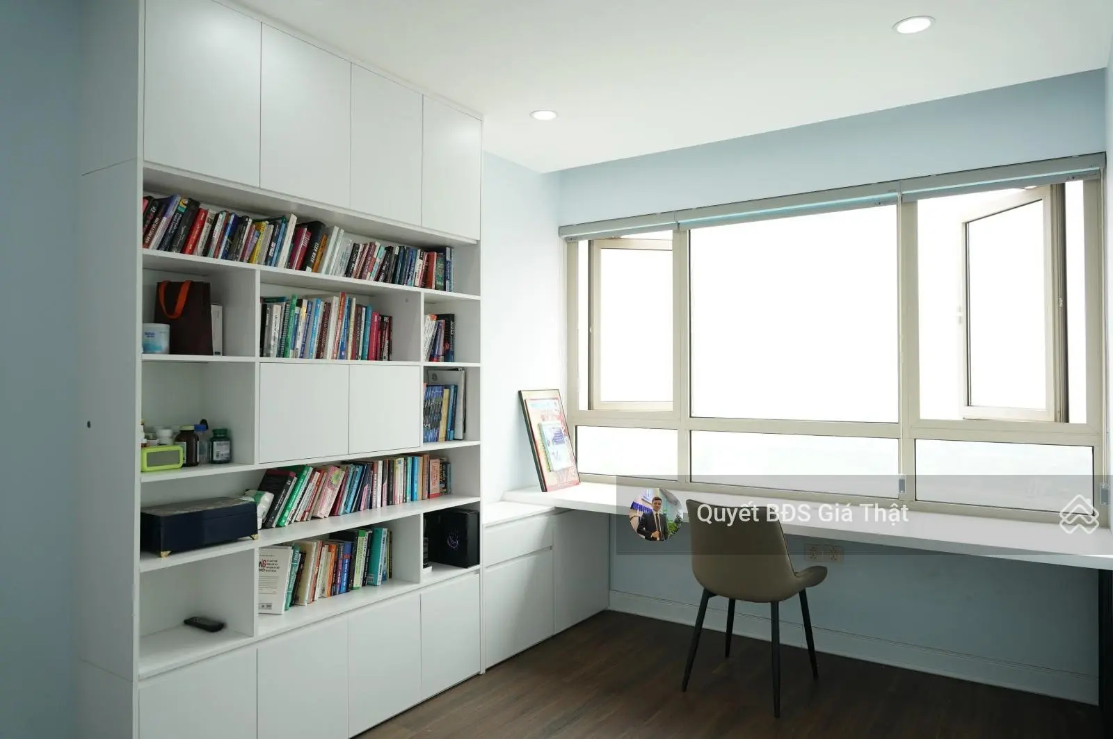 (Giá thật) Chính chủ bán căn 130m2 3 phòng ngủ ở tầng trung full nội thất đẹp cc Hei Tower