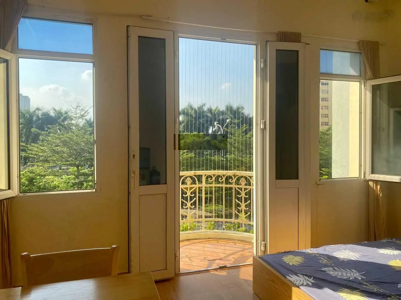 Bán nhà Đặng Tiến Đông, Đống Đa thoáng sáng 35 m2 giá 7,8 tỷ, ô tô qua nhà