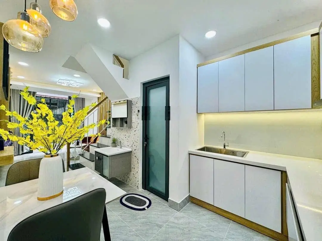Nhà riêng 3PN, 3WC, 80m2, giá 2 tỷ 700tr, tại đường An Phú Tây, Bình Chánh, SHR, hỗ trợ vay NH