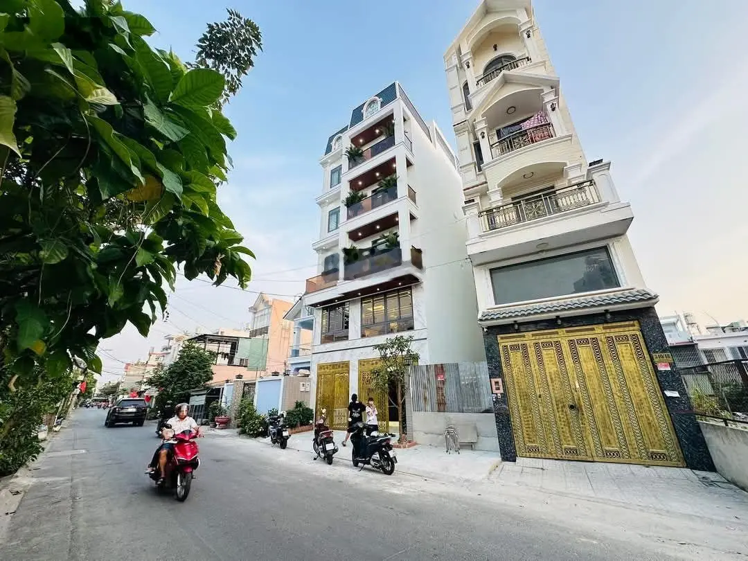 Biệt thự mặt tiền 7x15m có thang máy, nội thất full đẹp đường 12m Tân Chánh Hiệp 10, Q12