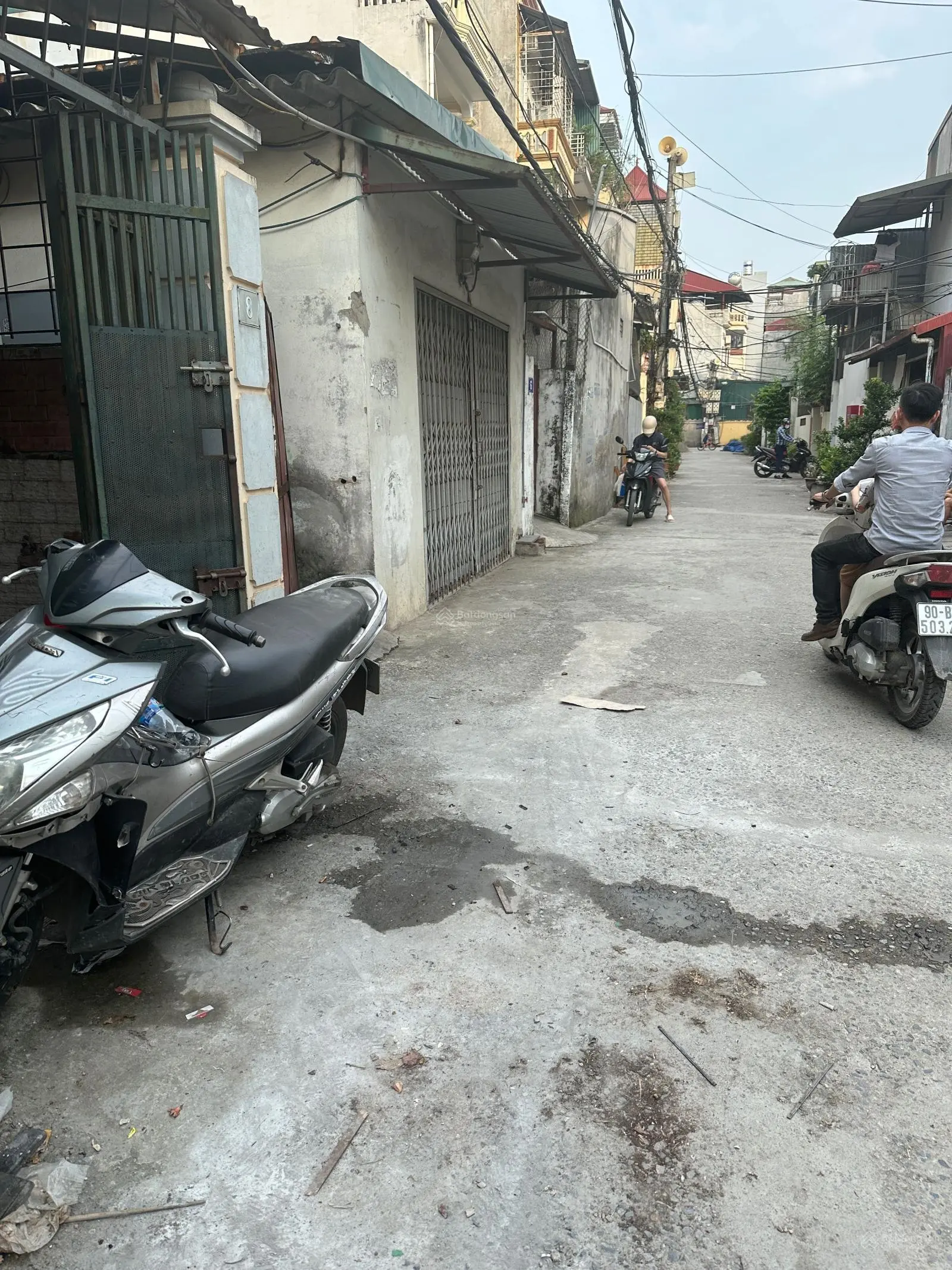 Bán đất diện tích 106m2, giá 13,5 tỷ tại Xuân La, Tây Hồ