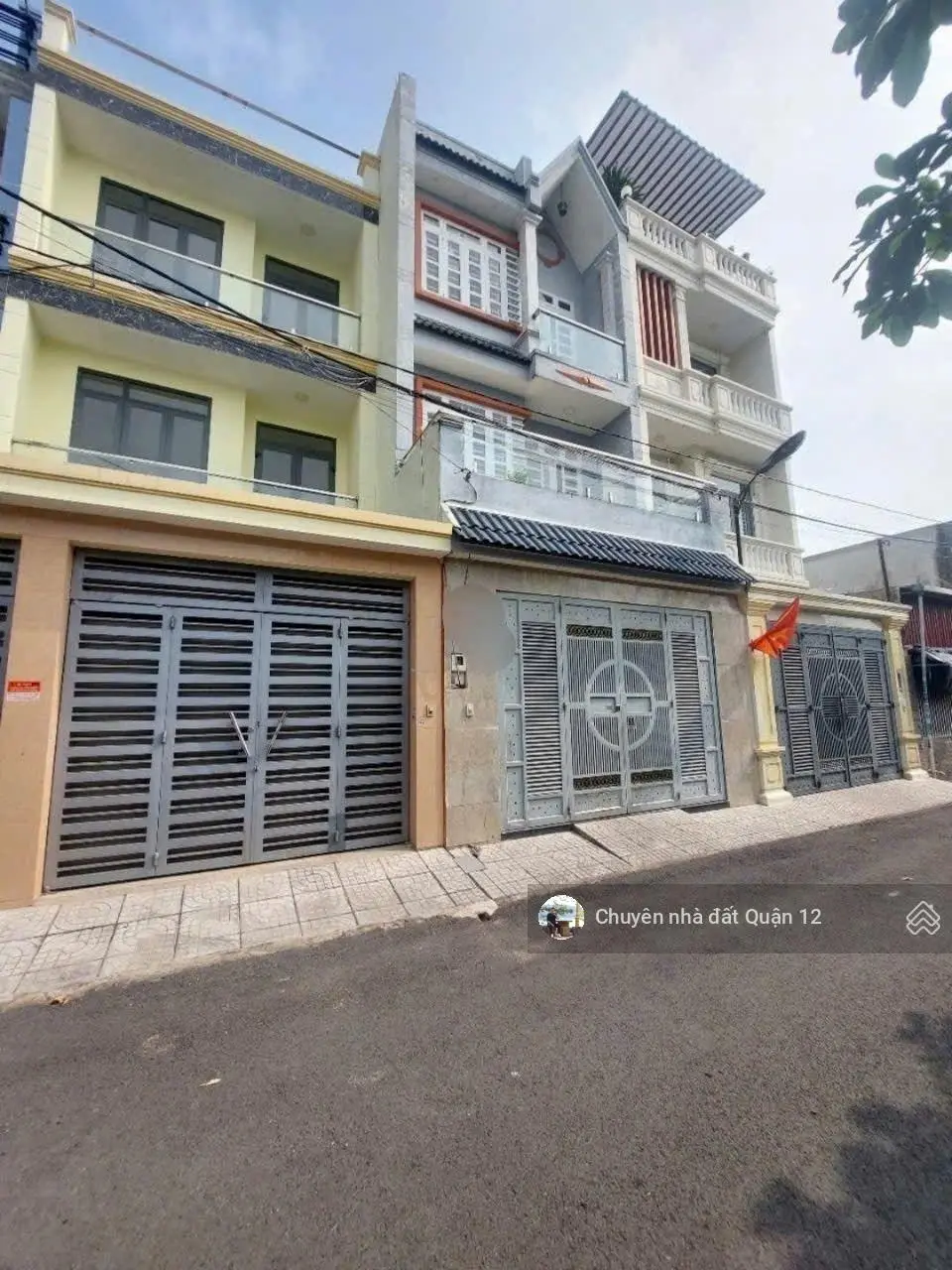 Nhà phố 5m x 20m. Đúc 3 lầu 1/ Hẻm 11m sát công viên Đường Trần Thị Do ( HT19)