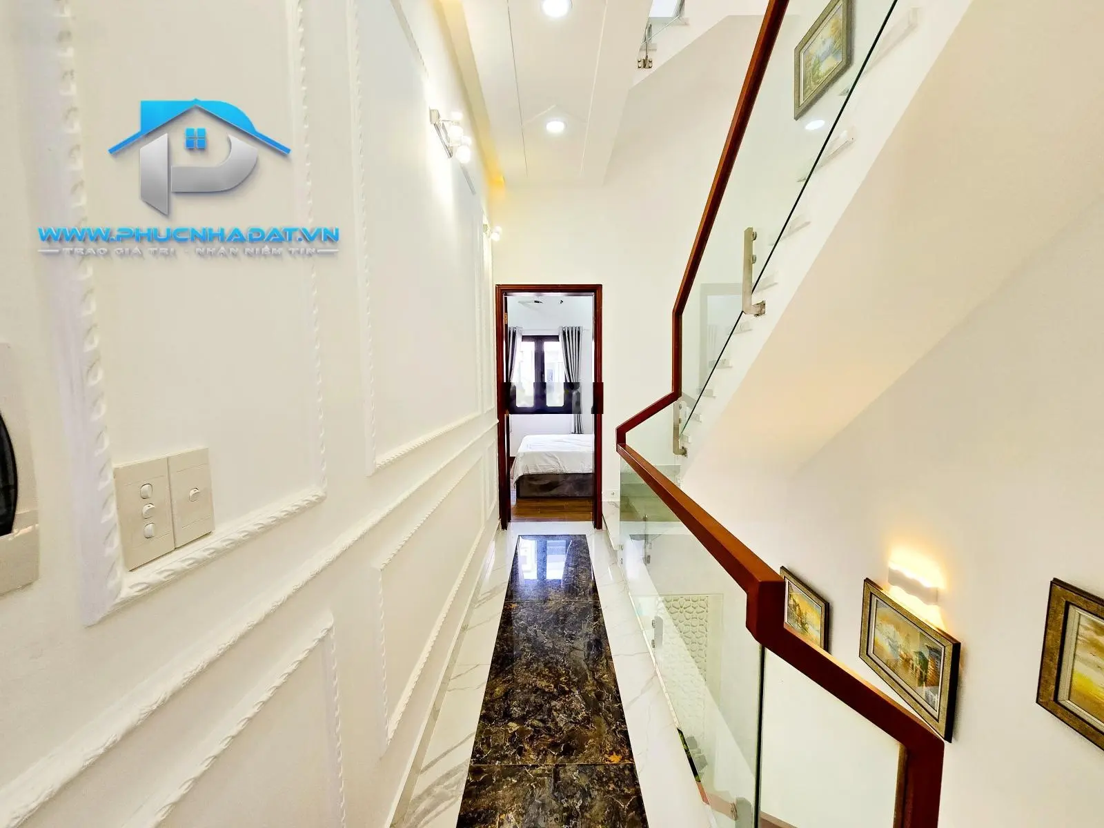 Bán nhà phố hiện đại xe hơi để trong nhà khu dân cư The Sun Residence Nhà Bè - 6.4 tỷ, 4x13m