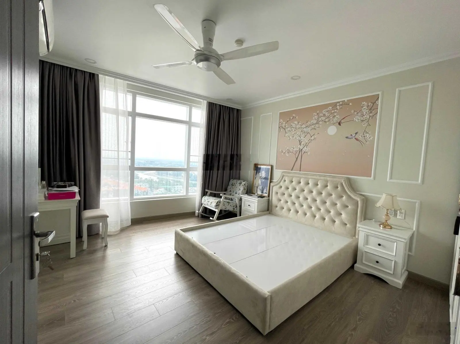 Penthouse Him Lam Riverside, Hoàng Trọng Mậu, Q. 7 219m2 view biệt thự, sổ hồng, nội thất cao cấp