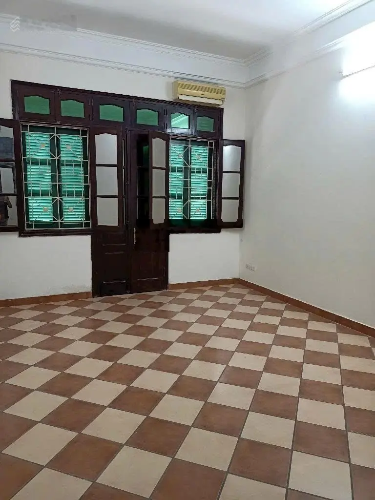 Phân lô kinh doanh, ô tô tránh vỉa hè, gần ngay MP Nguyễn Cảnh Dị, DT 51m2, vị trí cực đẹp