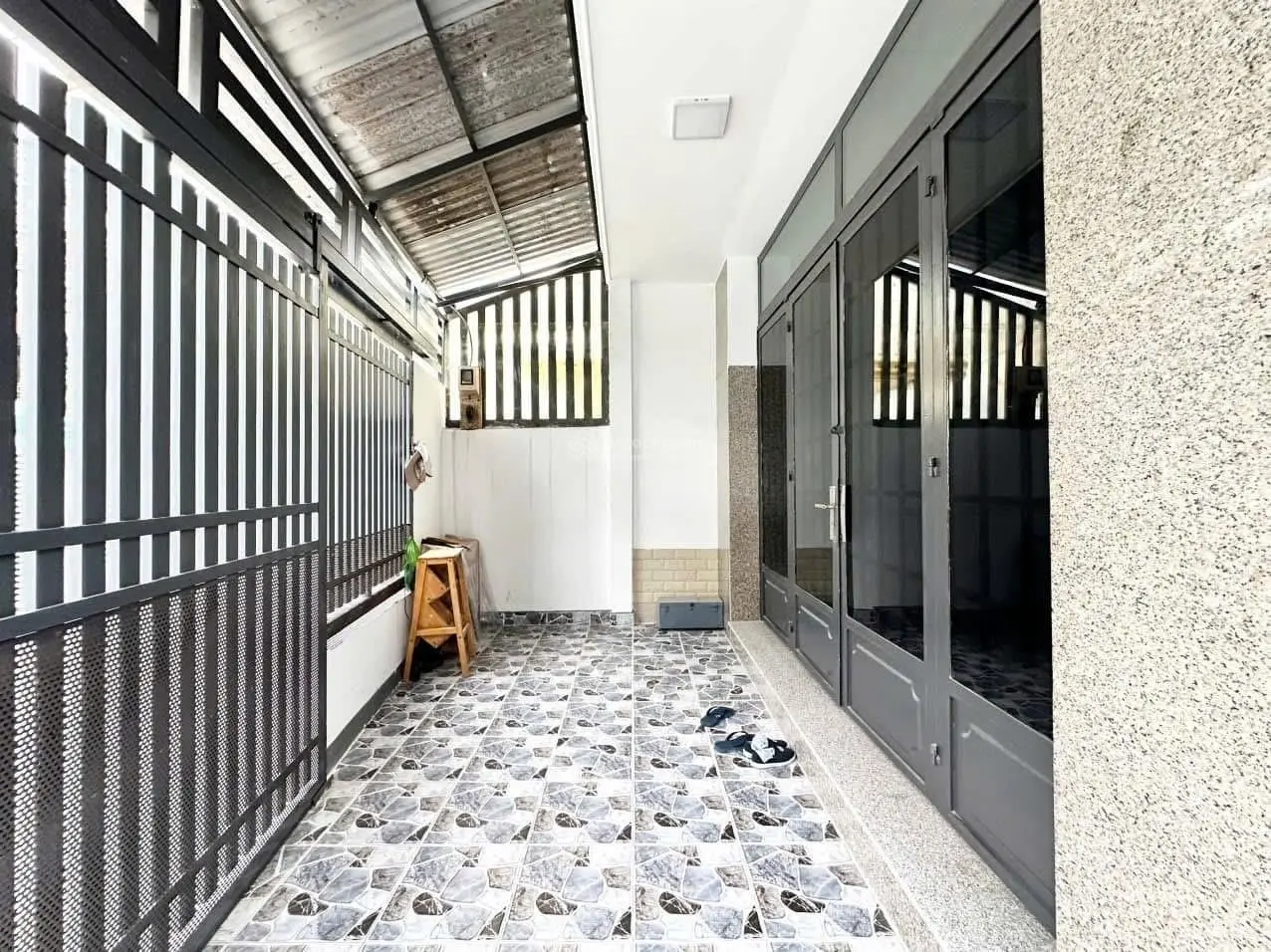 5,6x14m Trệt lửng 3 PN sổ hồng riêng giá chỉ 2tỷ980tr thị trấn Nhà bè