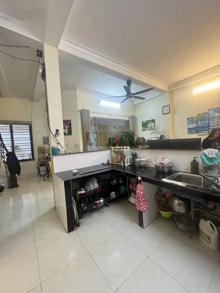 Bán nhà 3 tầng 46m2 đẹp long lanh, tặng nội thất, đường lớn 1 bước chân 4.5 tỷ