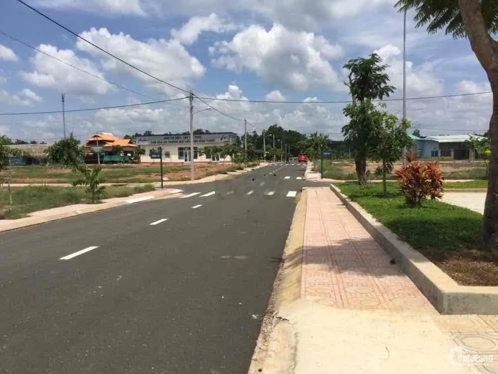 Cần Tiền Cần Bán Lô Đất 120m2 giá chỉ 800tr đường 3 tháng 2, lái thiêu