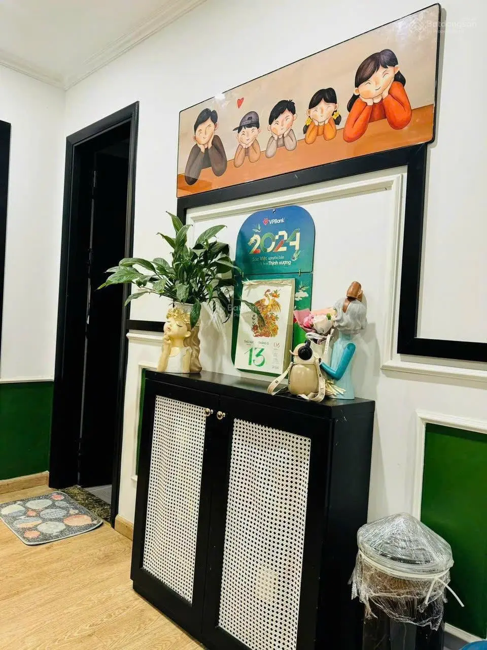 Gia đình cần Bán Căn hộ 2 ngủ rộng 83m2 đầy đủ nội thất chung cư Vinhome Gardenia có slot ô tô