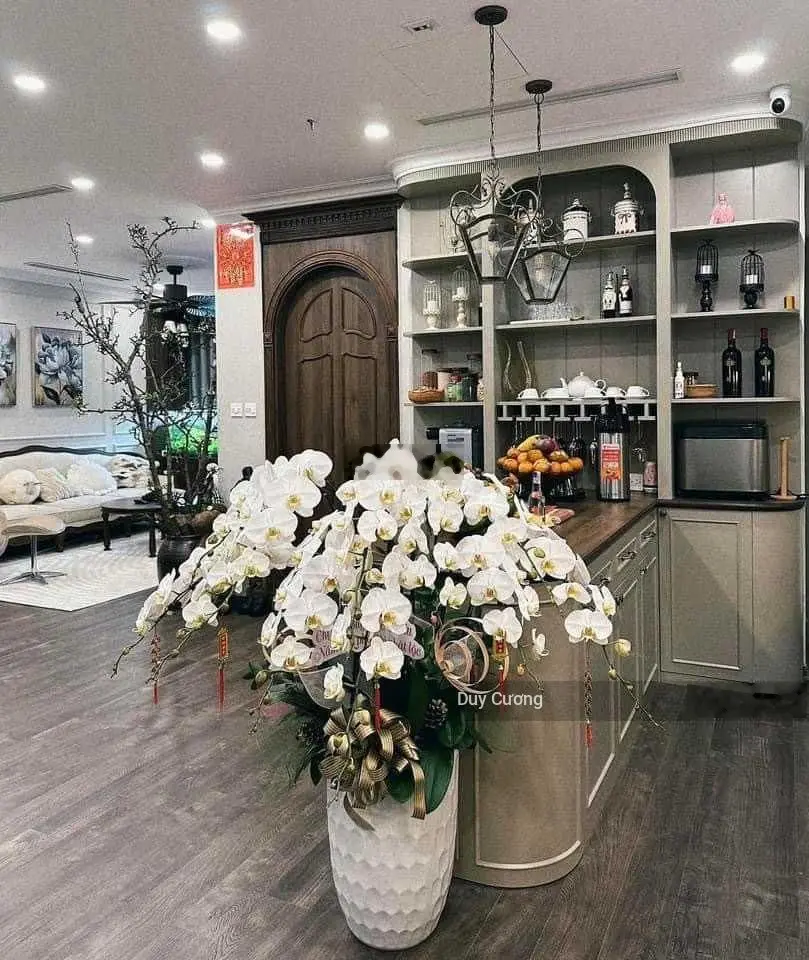 Bán căn hộ 2 phòng ngủ, 82m2, tầng 22, giá 4,95 tỷ chung cư CT8 The Emeral