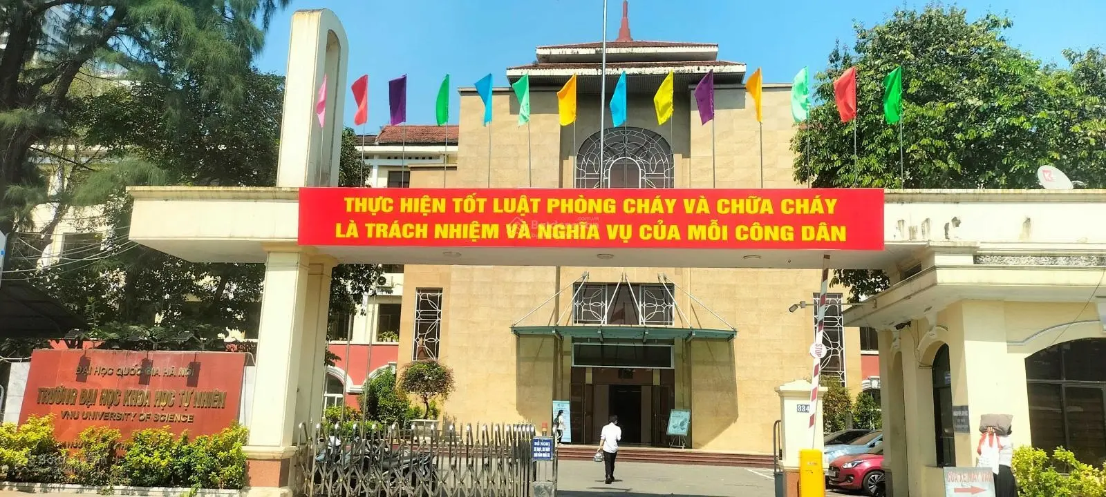 Hoa hậu Nguyễn Trãi, Thanh Xuân Hà Nội 45m 5 tầng giá 5.2tỷ, ô tô qua nhà, 5m ra ô tô tránh