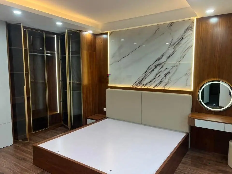 Nhà đẹp Nguyễn An Ninh, ô tô vào nhà, phân lô kinh doanh tốt, sát mặt phố, mặt tiền bế thế, giá 10