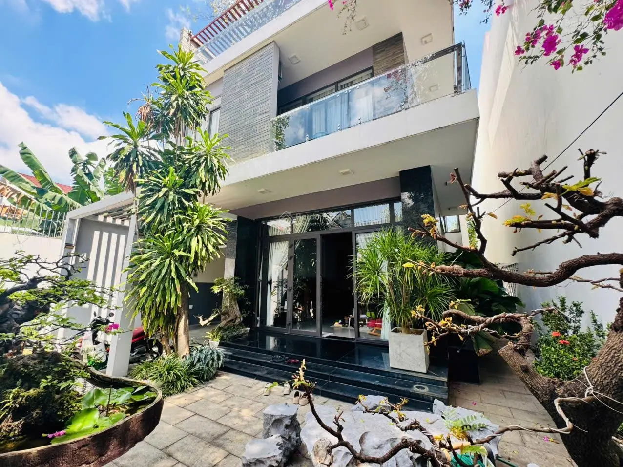 Bán biệt thự cao cấp ngay trung tâm, thuộc KDC Bửu Long chỉ 11,6 tỷ