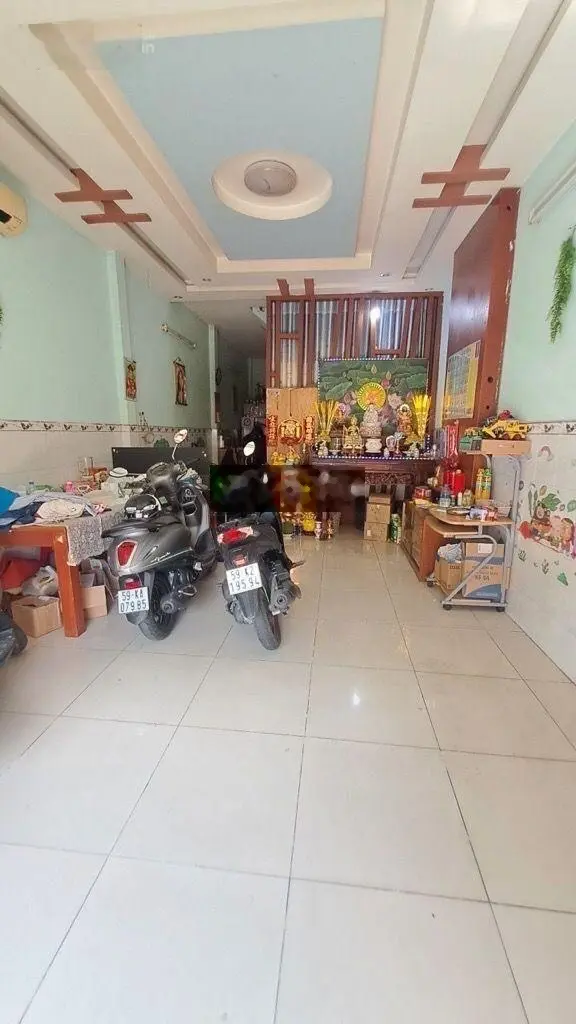 Bán nhà mặt tiền kinh doanh 2 tầng 64m2 đường Kênh Tân Hóa, P. Hòa Thạnh, Tân Phú