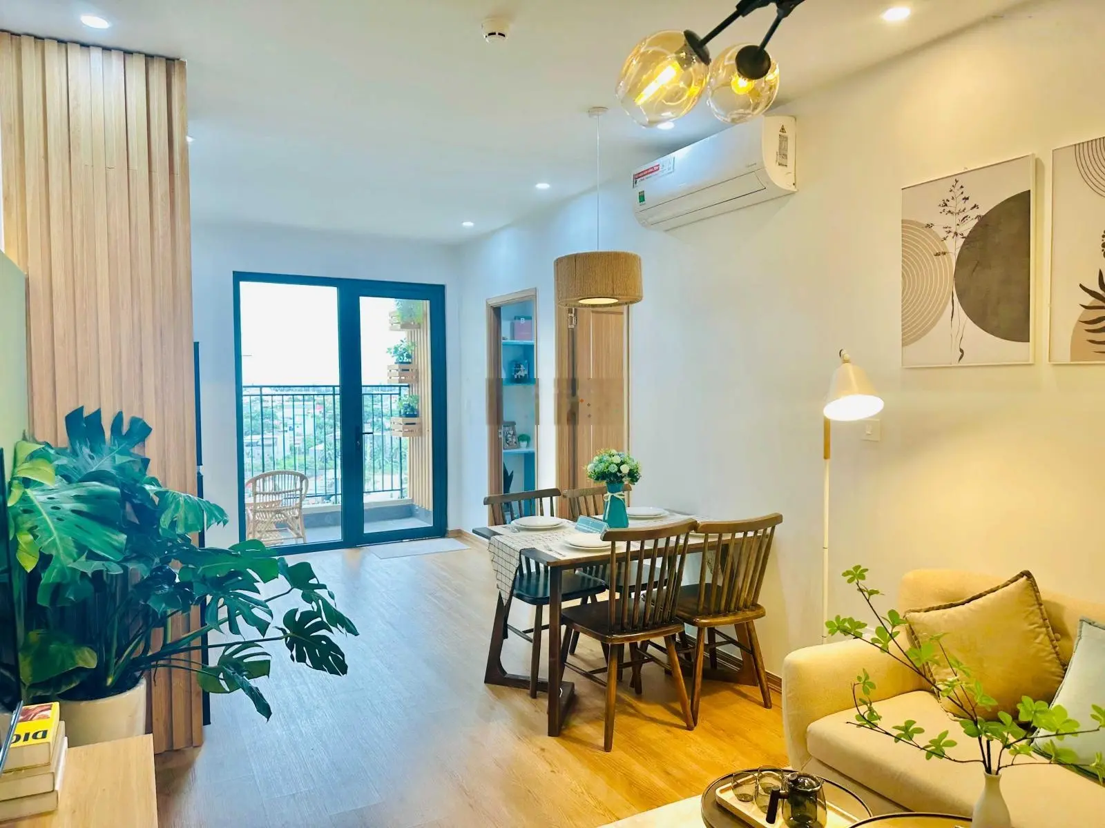 Căn góc 2 phòng ngủ view hồ bơi, công viên. Trả trước 480tr nhận nhà