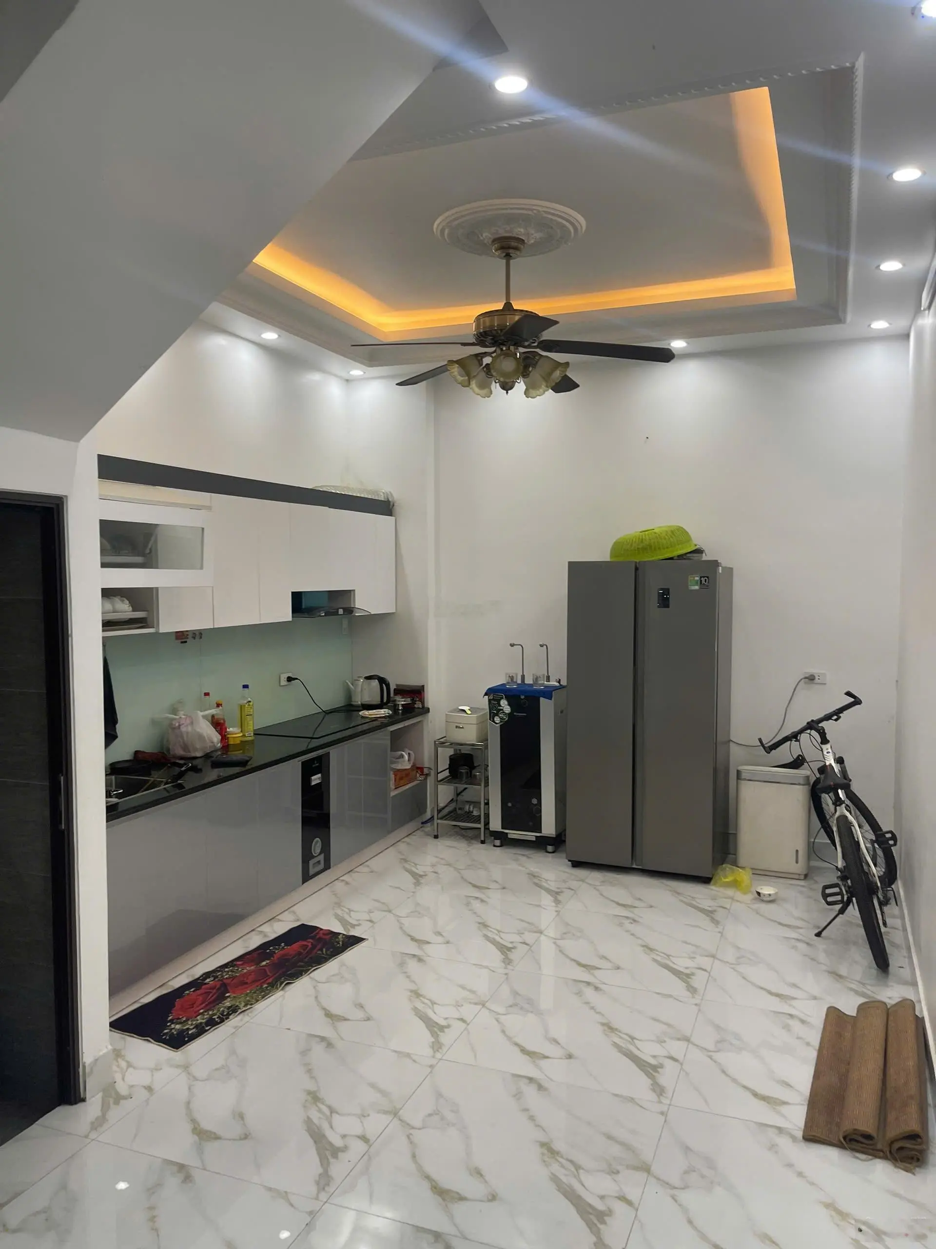 HÀNG NÓNG! Bán nhà 4 tầng xây mới độc lập phố Trung Hành