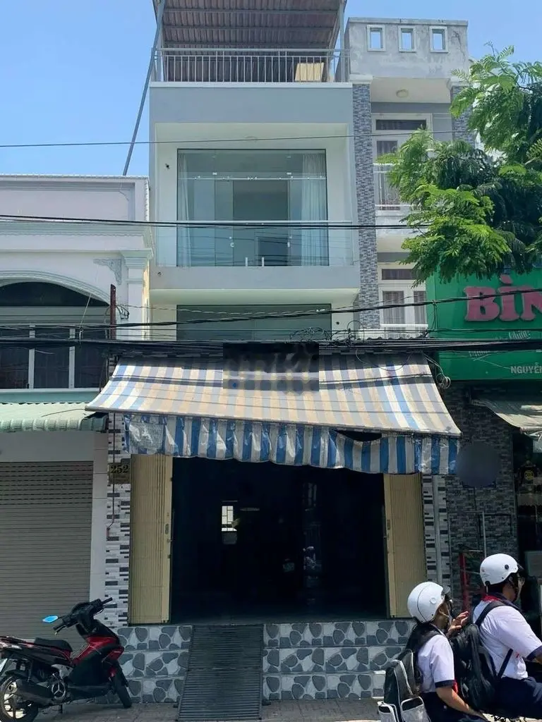 BÁN NHÀ MT NGUYỄN BÌNH PHÚ XUÂN, NHÀ BÈ