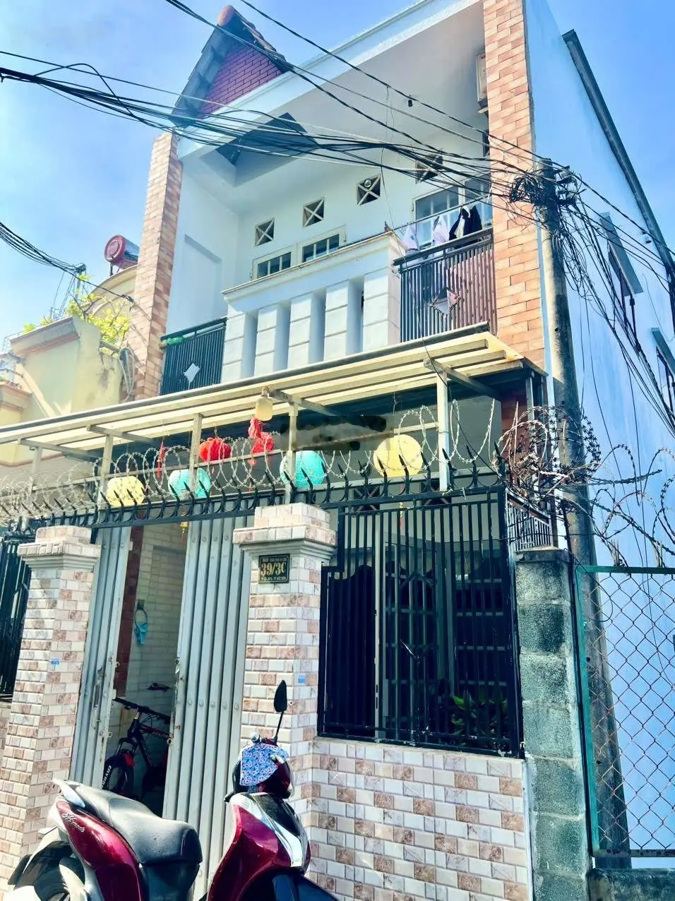 Hàng mới nhà mặt tiền SHR thị trấn HM khu dân 4x11 đường nhựa 7m ngay đường Trưng Nữ Vương 3,38 tỷ