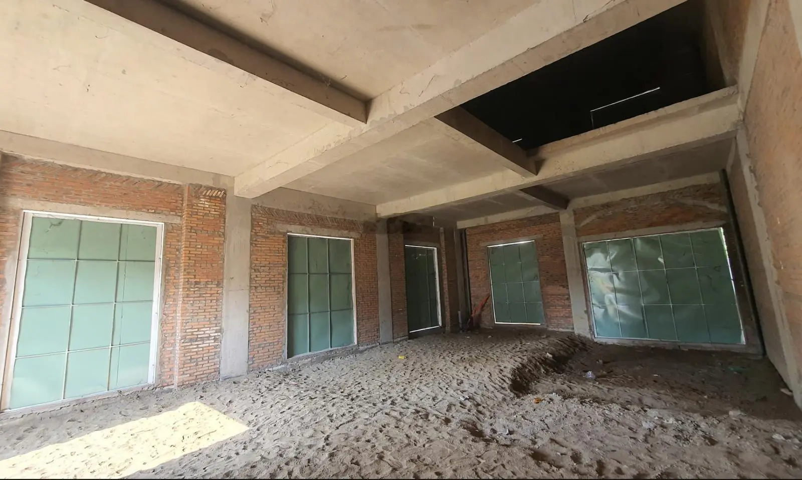 Bán biệt thự Vinhomes Grand Park, hướng Đông Nam, khu compound an ninh 24/7