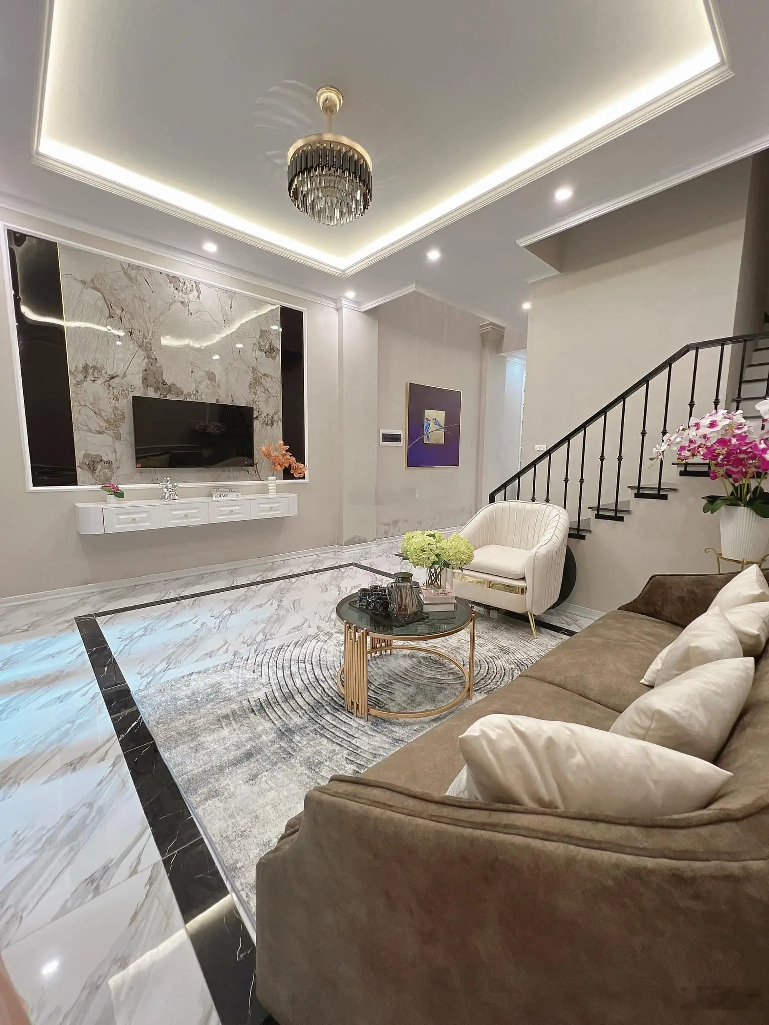 Bán nhà Dọc Bún, Văn Khê 50m2 7 tầng, thang máy, thông sàn, phân lô vỉa hè, ô tô tránh, sát chợ, KD