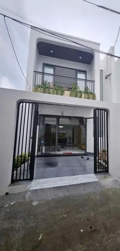 Bán nhà riêng giá 1tỷ850 tại đường dương đình cúc,80m2 view đẹp, 3pn-2wc , cho thuê đầu tư .