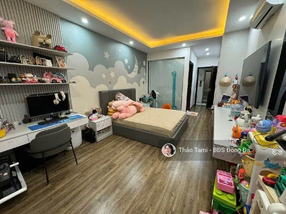 Bán đất tặng nhà! Bán nhà Cát Linh, 3 bước ra ô tô tránh, 50m2*4T, MT đẹp, dòng tiền cho tốt