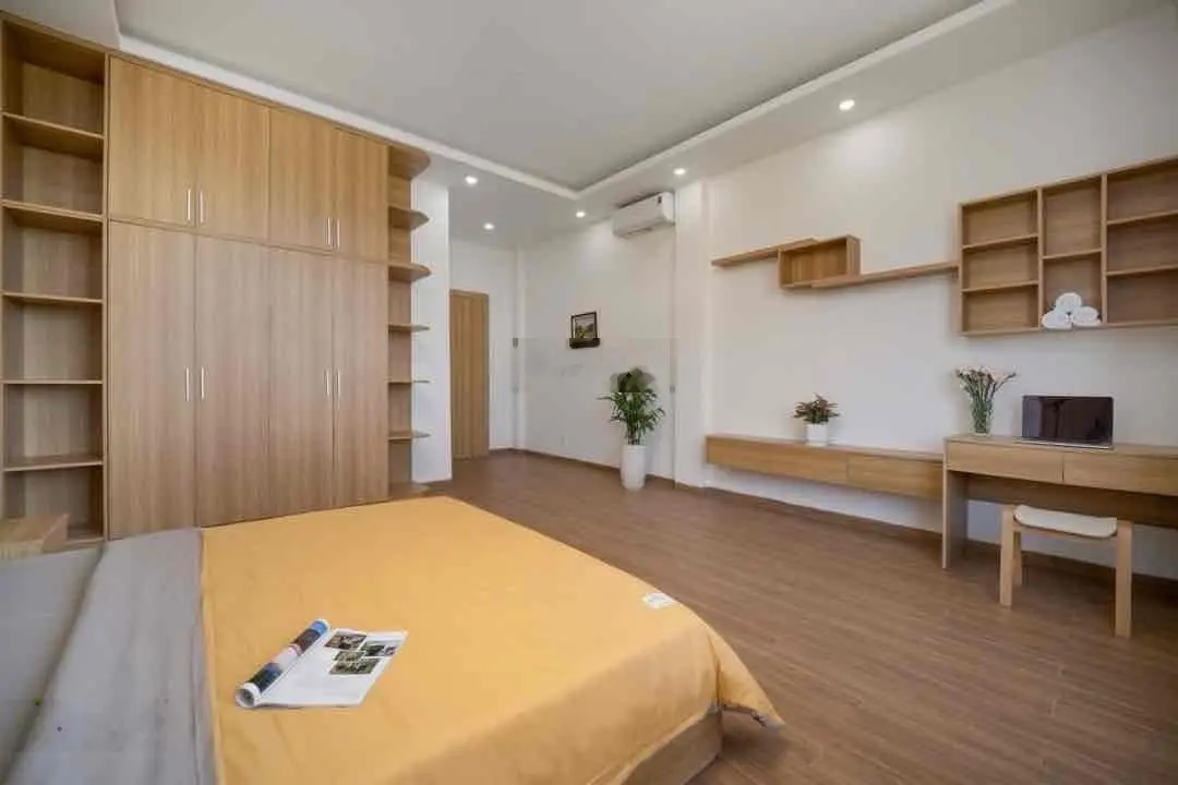 Siêu phẩm nhà đẹp 4tầng ngay công viên Hồ Nghinh cách biển 200m giá 10,5tỷ hợp đồng thuê 25tr/tháng