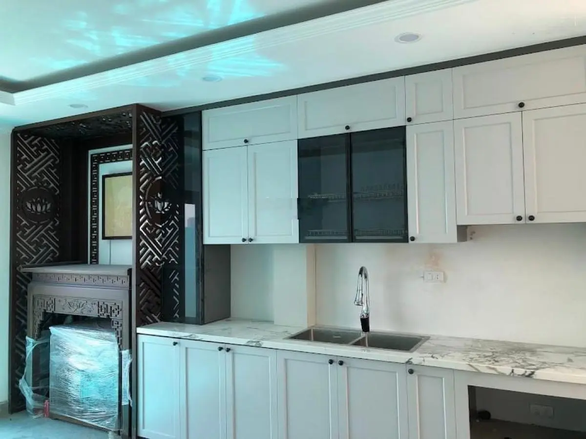 Nhà 7 tâng thang máy - xây mới -ngõ xe tải tránh - giá 13ty