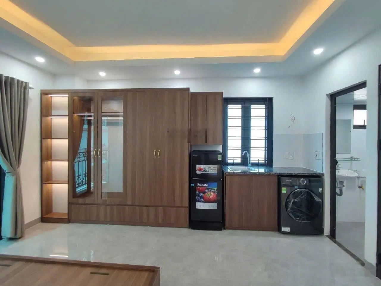 CCMN 9.35 tỷ, Dòng tiền 500tr/năm, 10 Phòng, LÔ GÓC 6 tầng thang máy, DT 50m2,NGÃ 5 Hà Trì, Hà Đông