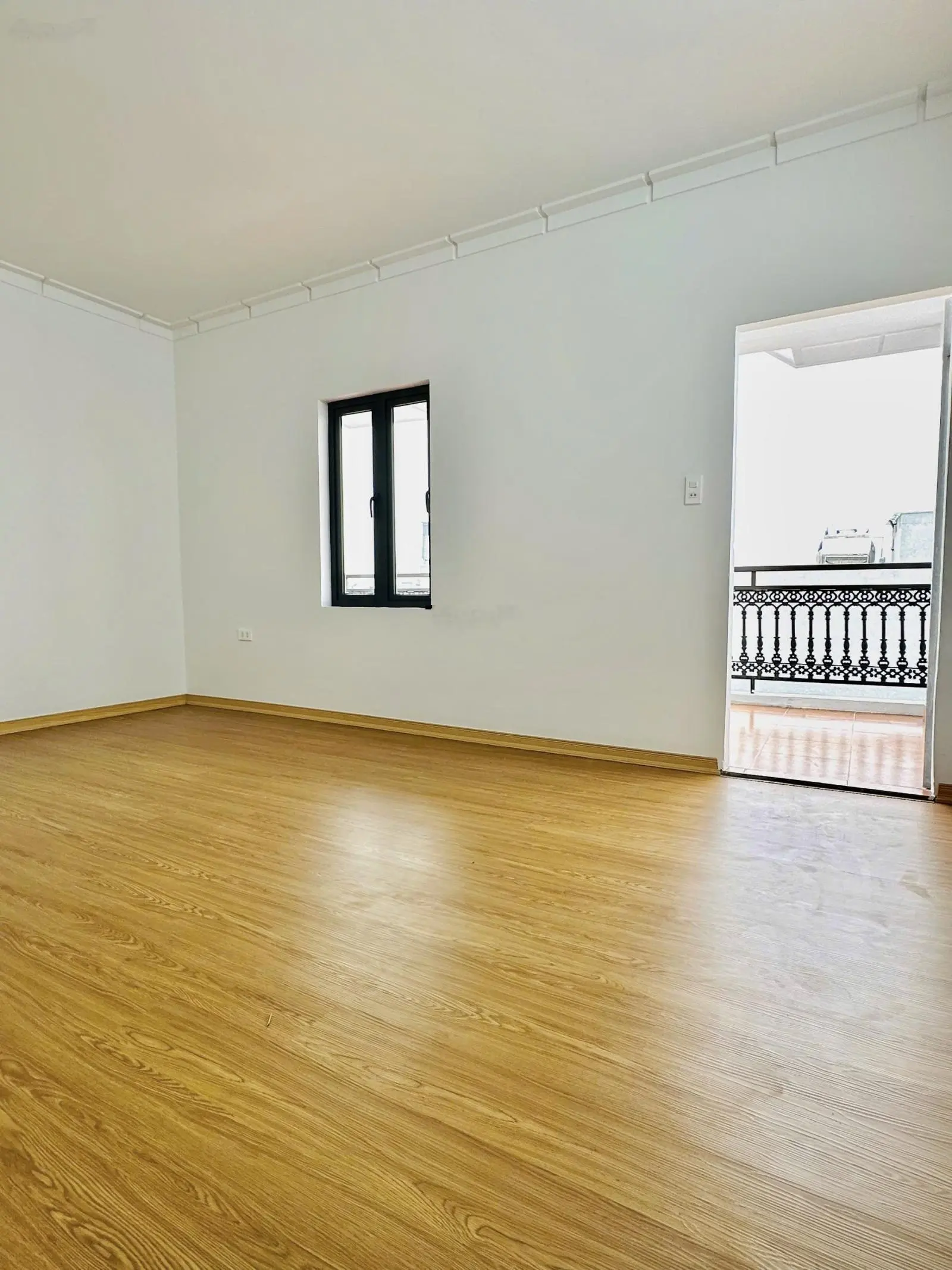 Bán Nhà 4 Tầng đỗ cửa Thiên lôi - Vĩnh Niệm - Lê Chân .44m2 x 4 tầng