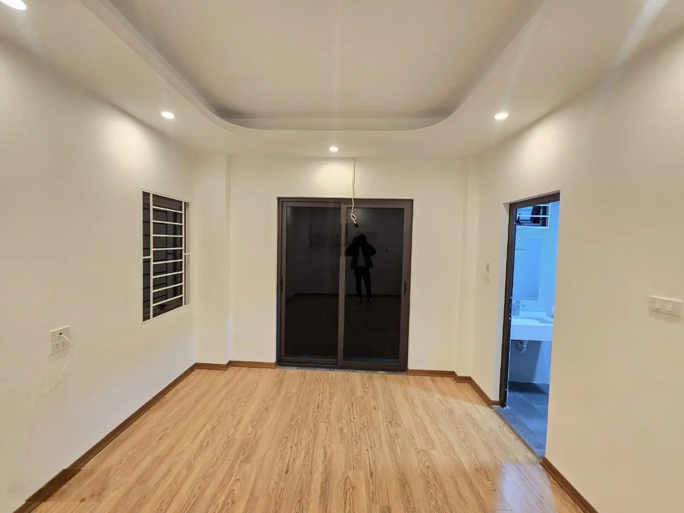 Nhà Đông Thiên, gần ô tô, 35m2 5 tầng nhà mới, giá 5.85 tỷ