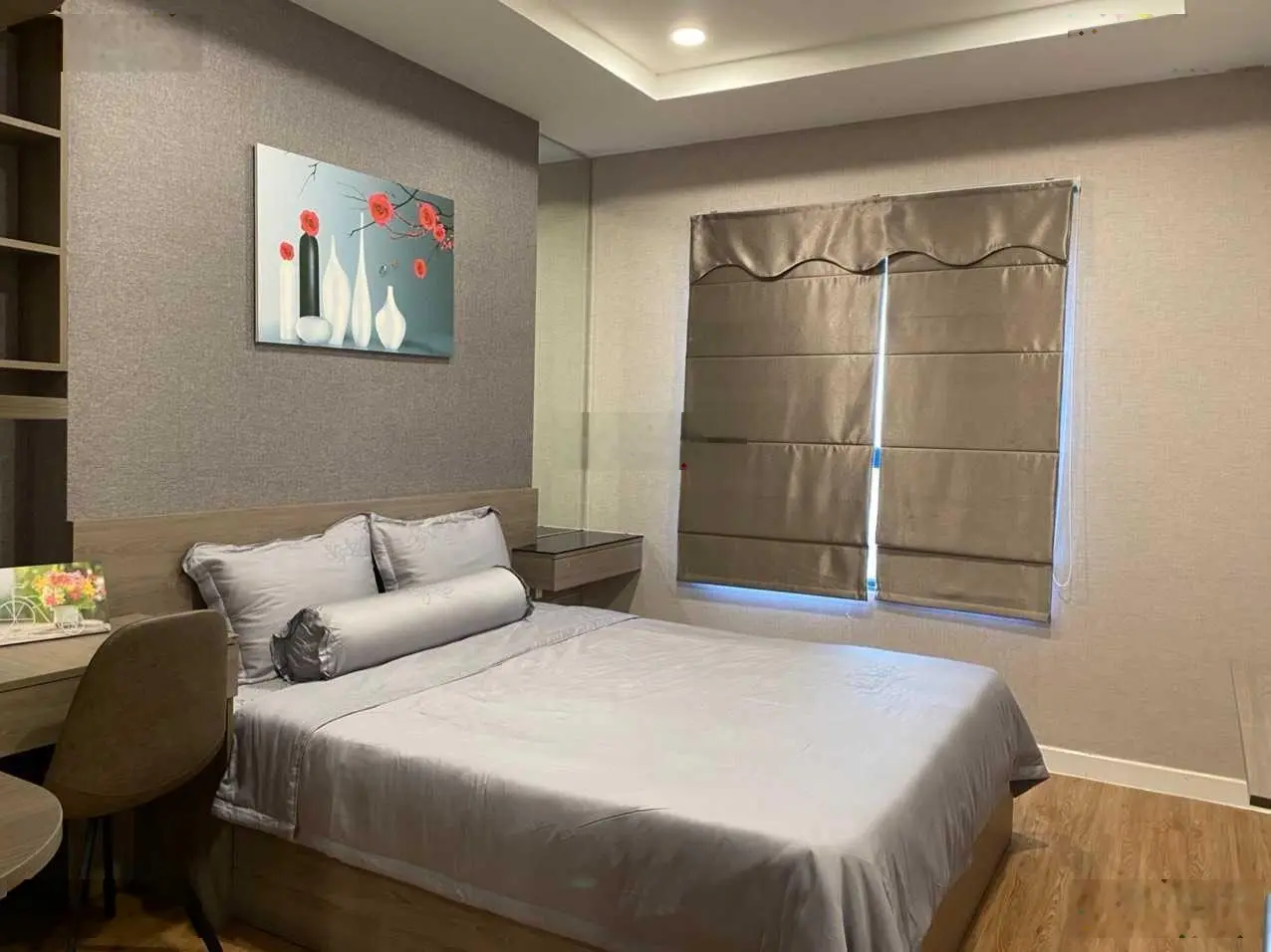 Cần bán căn hộ chung cư Kosmo Tây Hồ DT: 102m2, 3PN căn góc, BC Đông Nam, giá 7,650 tỷ bao phí