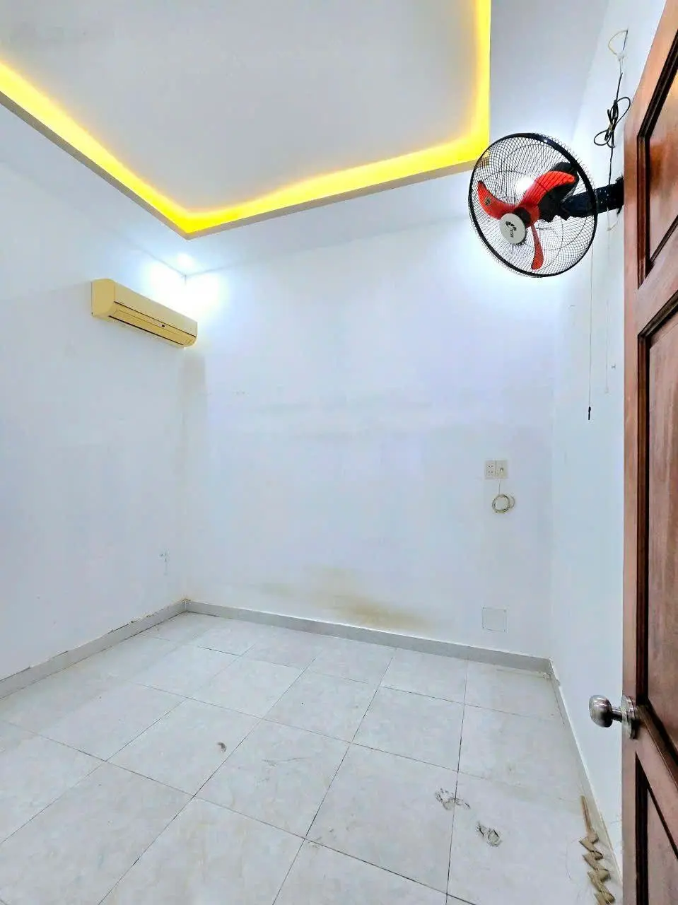 Bán nhà gấp Huỳnh Tấn Phát, Thị Trấn Nhà Bè giá 3,95 tỷ