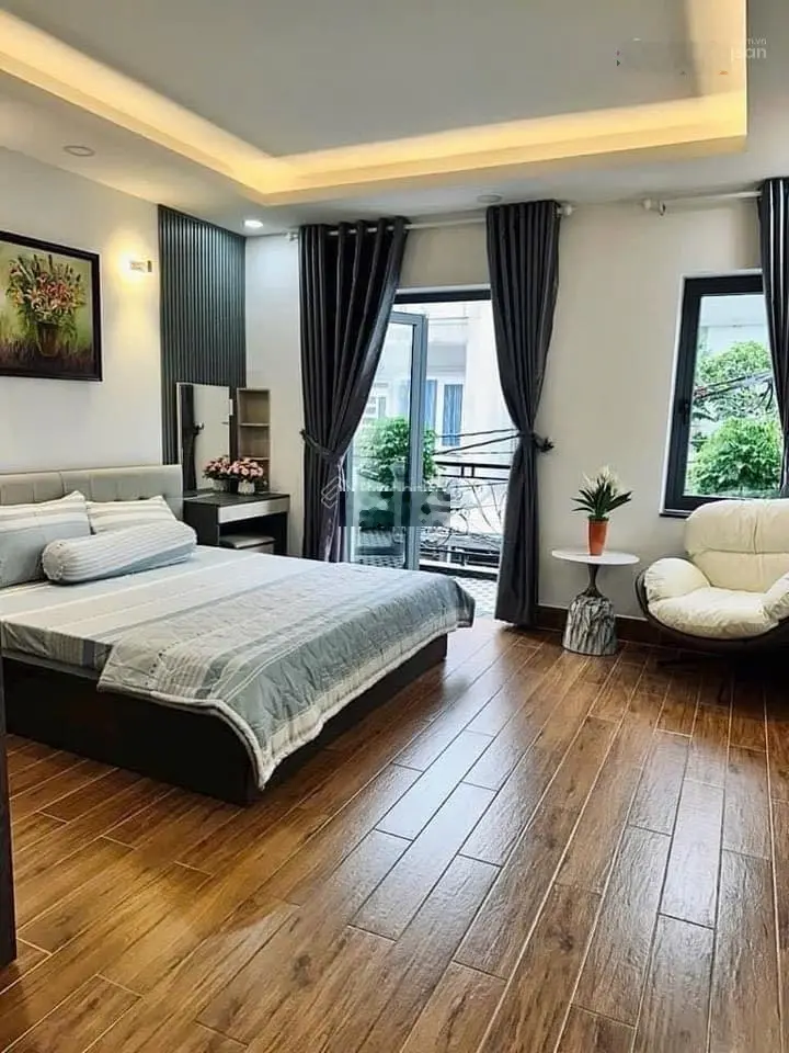Bán gấp nhà riêng ở Cao Văn Ngọc 60m2 cách Đại Học Văn Hiến 50m sổ sẵn