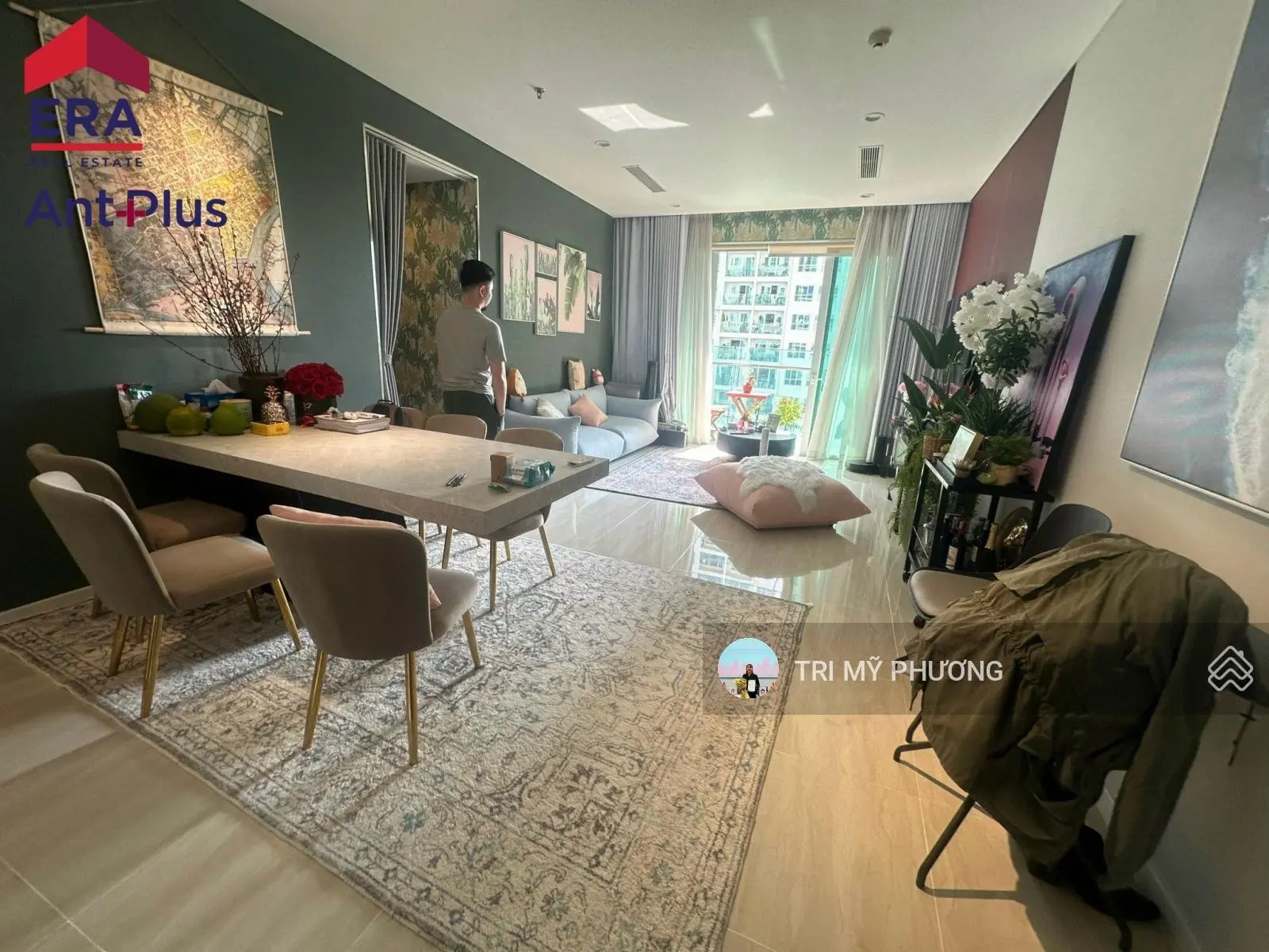 Bán căn hộ 3PN, rộng 120m2 + full nội thất Vintage